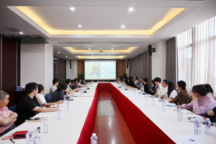 充電賦能強(qiáng)本領(lǐng) 拓展招商新思路——上?！し畎l(fā)古華庭、奉發(fā)鳴谷中心招商宣貫會(huì)